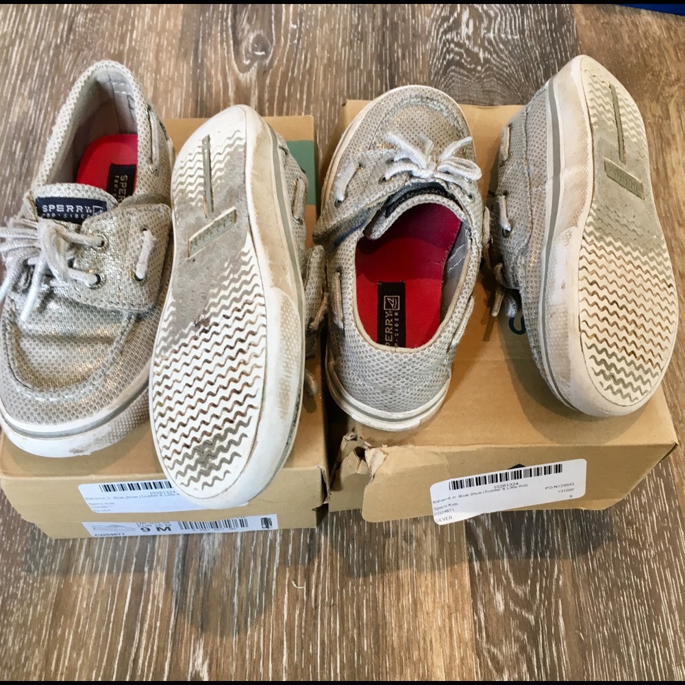 Girls silver Sperry’s